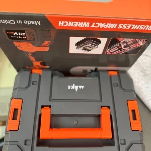 بکس شارژی مکس MAKS مدل BB-550